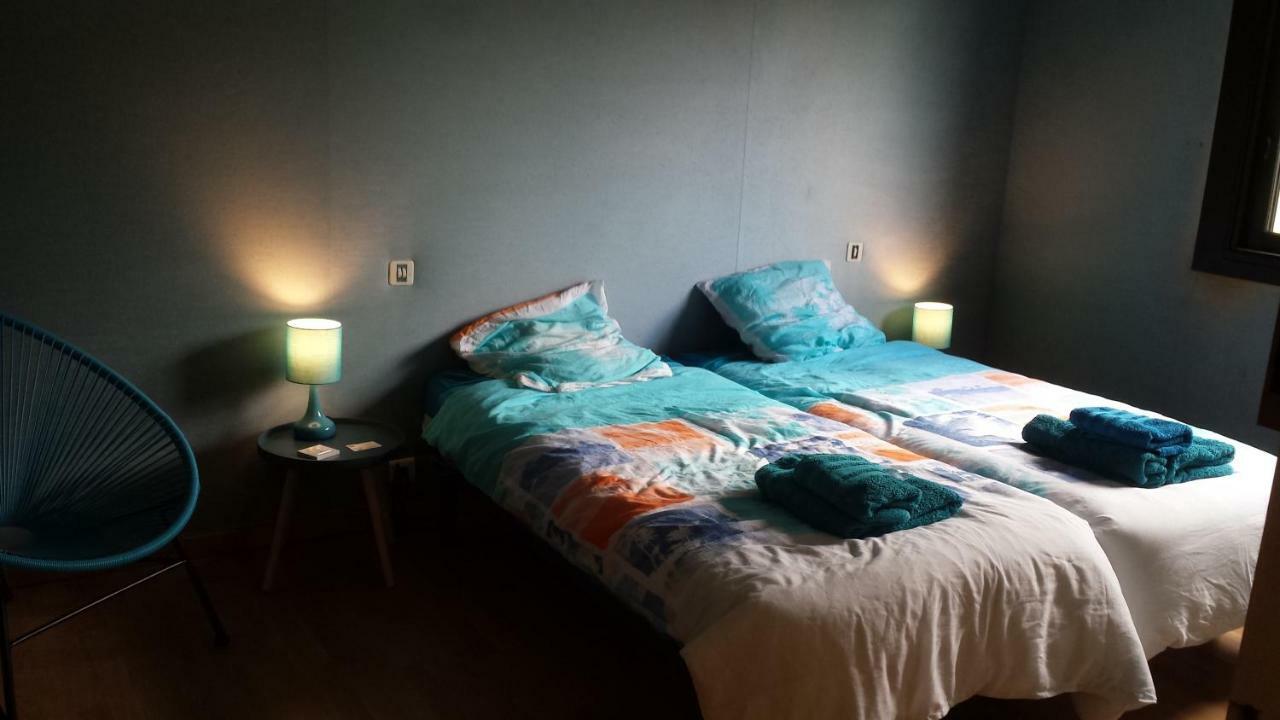 Le Curieux De Conques Bed and Breakfast Saint-Cyprien-sur-Dourdou Eksteriør billede