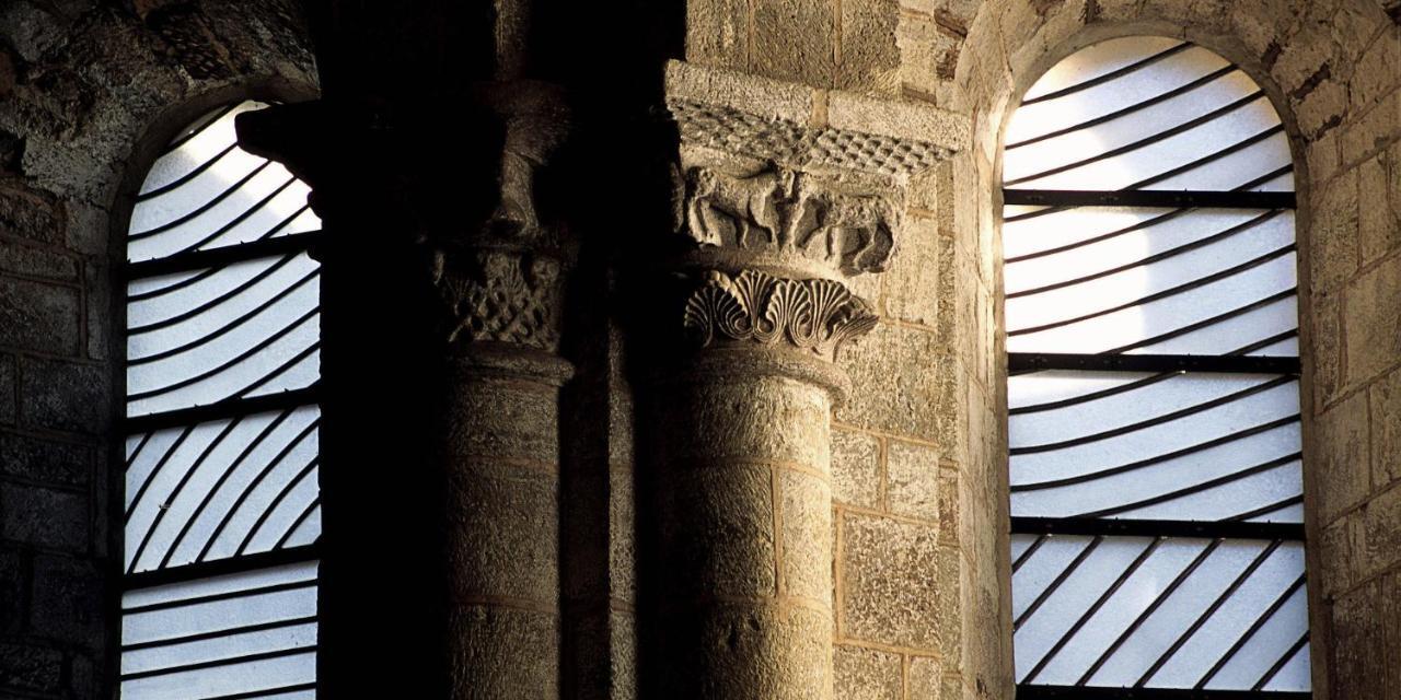 Le Curieux De Conques Bed and Breakfast Saint-Cyprien-sur-Dourdou Eksteriør billede