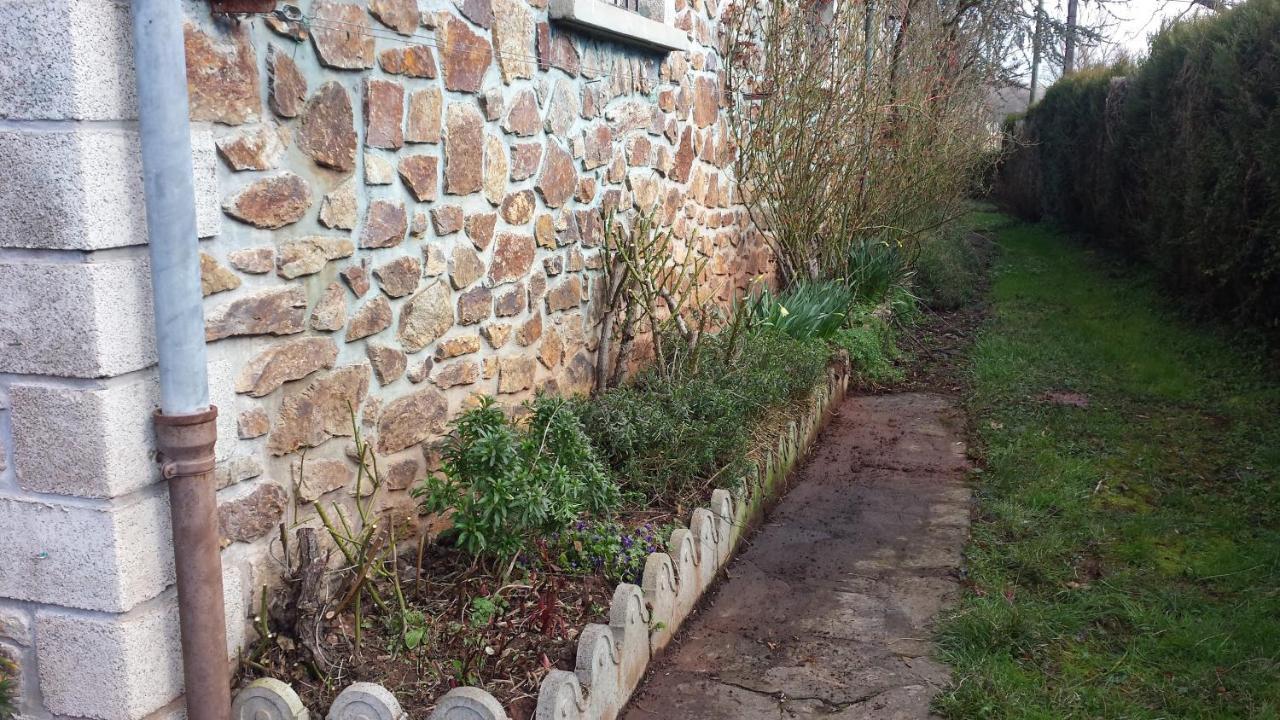 Le Curieux De Conques Bed and Breakfast Saint-Cyprien-sur-Dourdou Eksteriør billede