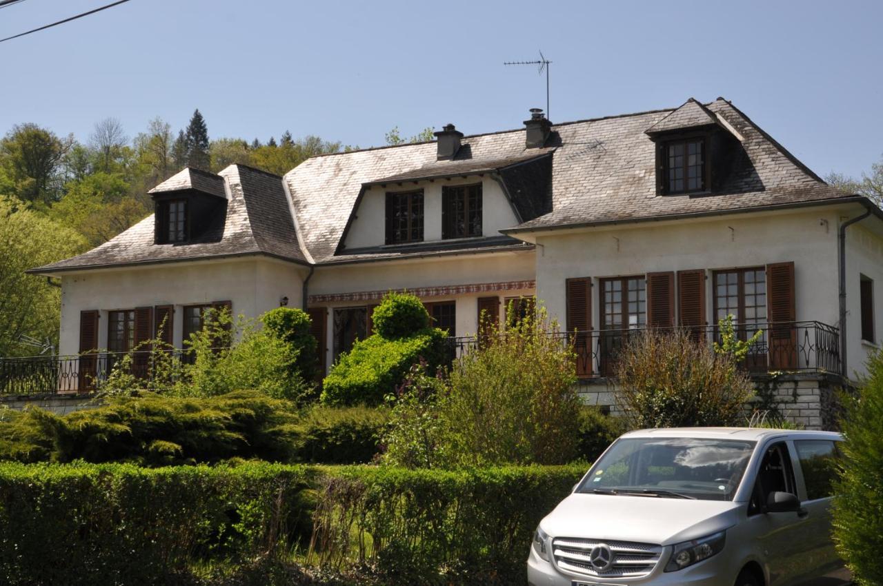 Le Curieux De Conques Bed and Breakfast Saint-Cyprien-sur-Dourdou Eksteriør billede
